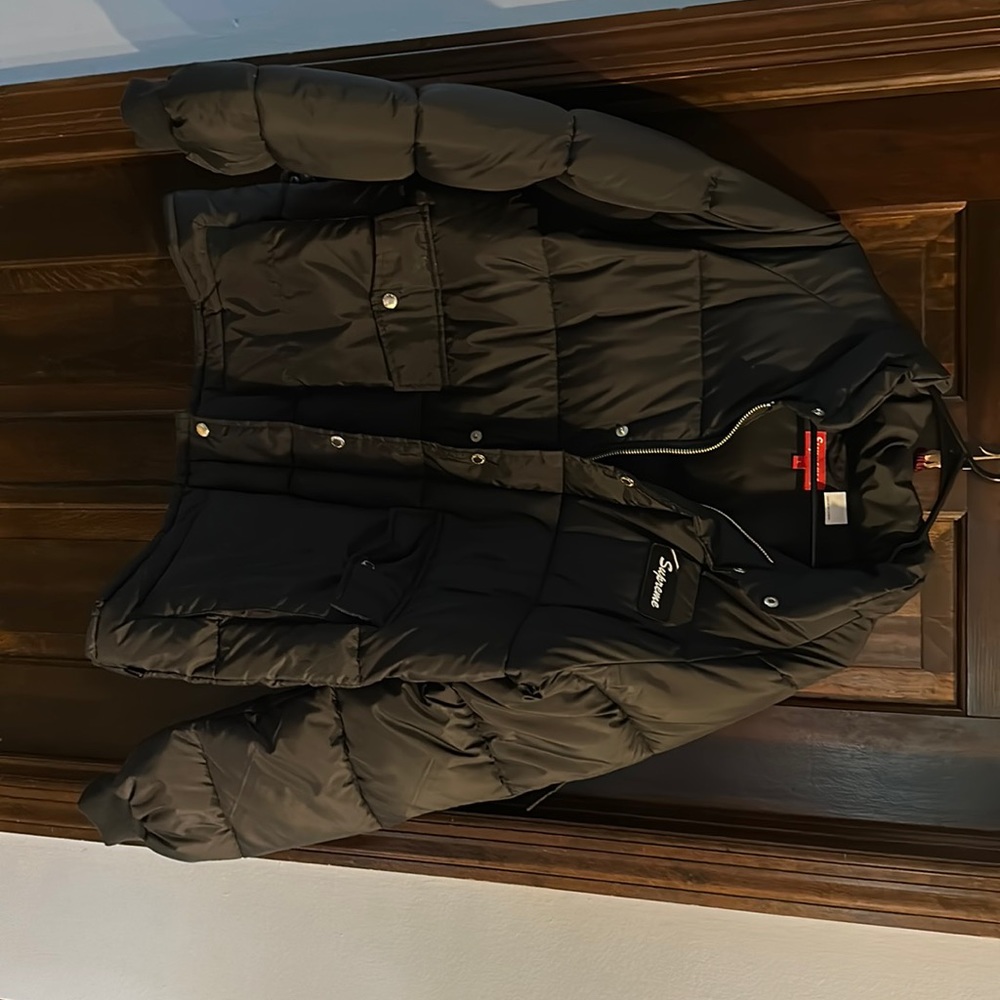 Supreme Puffer Jacket